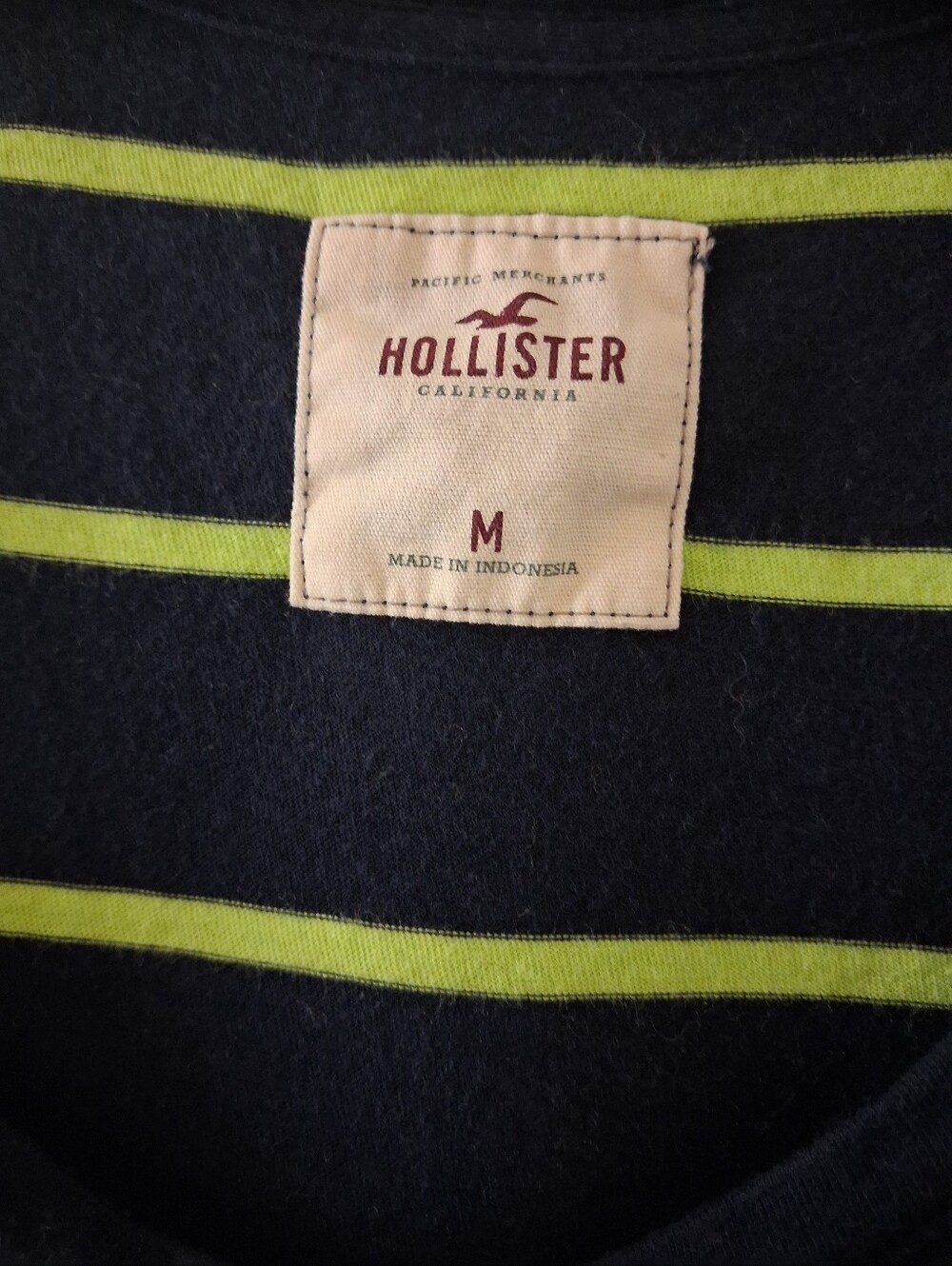 Y2K Vintage Hollister 3/4 Sleeve Navy + Neon Green Striped Top - Picture 5 of 5